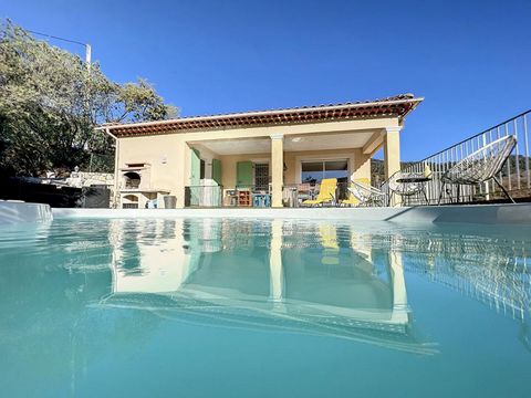 AURIBEAU SUR SIAGNE - 06810 Maison - Villa de 2004 de 5 pièces avec piscine AURIBEAU SUR SIAGNE, dans un environnement de campagne au calme absolu, belle villa récente de 131 m2 sur un terrain clos de 800 m2 avec piscine, en location meublée à l'anné...