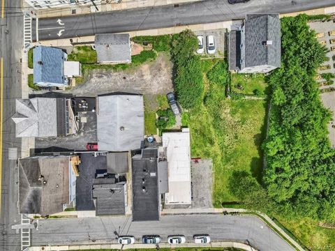 PRICE REDUCED AND AVAILABLE - Investment Portfolio consisting of 5 total properties to be sold together adjacent to one another. First time on market in over 50 years. 14 total residential units, 2 warehouse spaces/storage, and 1 commercial retail/su...