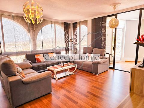 Modern luxury villa in San Eugenio Alto - fully furnished and with fantastic sea views! This excellent villa with luxury furnishings impresses with its excellent condition, very high quality furniture, 5 spacious bedrooms and 4 modern bathrooms, all ...