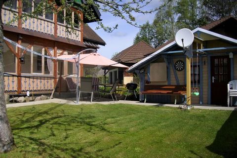 Este hermoso apartamento está situado en Bernau Im Schwarzwald, cuenta con 1 dormitorio para 4 personas. Ideal para un grupo pequeño, los huéspedes pueden disfrutar de una barbacoa caliente y conexión WiFi gratuita en este establecimiento amigable pa...