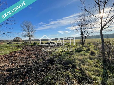 A seulement 15 minutes de Tours, Au cœur d’un petit hameau calme, sur la commune de druye venez découvrir ce très beau terrain constructible hors lotissement d’environ 711 m2. Vous serez charmé par la magnifique vue dégagée donnant directement sur la...