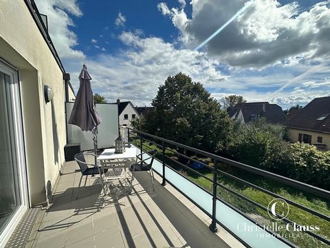 SPECIAL INVESTOR - Apartment sold rented. Discover exclusively at Christelle Clauss Immobilier this beautiful 3-room apartment ideally located in a quiet residential area of the city of Haguenau. Located in a small condominium of 8 built apartments, ...