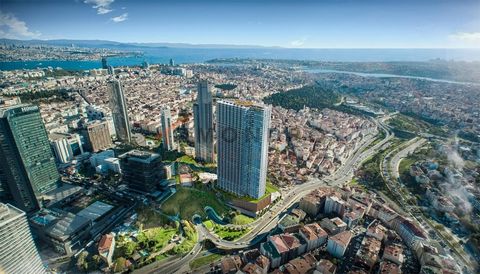 L’appartement à vendre est situé à Sisli. Istanbul Sisli est un quartier situé sur la rive européenne d’Istanbul. C’est l’un des quartiers centraux les plus densément peuplés de la ville. Il est bordé par les districts de Beyoglu, Kaithane, Sariyer, ...