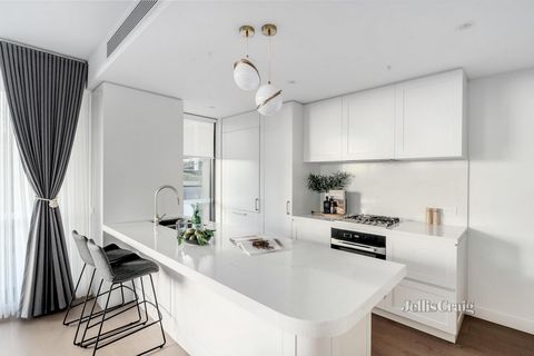 Expressions of Interest closing Monday 30th September at 2pm North-facing and nestled within the newly completed Accolade, this three-bedroom, two-bathroom residence exemplifies contemporary luxury in a prime Glen Iris locale. Bathed in northern sunl...