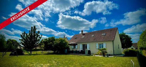 Maison de bourg de 120 m2, 5 pièces, sur terrain de 766 m2
