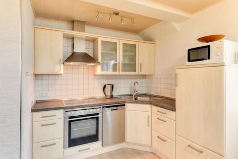 Ce charmant appartement d'une chambre à Medebach est idéal pour les petites familles ou les groupes jusqu'à 4 personnes. Doté d'un jardin aménagé, d'une terrasse couverte et d'un barbecue électrique au charbon de bois, il est parfait pour se détendre...