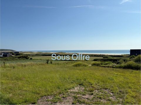Hangar et terrain de loisirs avec vue mer – 6 500 m² à Sciotot