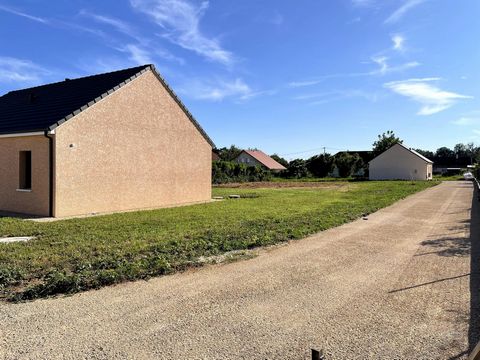 CHARREY-SUR-SAONE TERRAIN A BATIR 784 M²