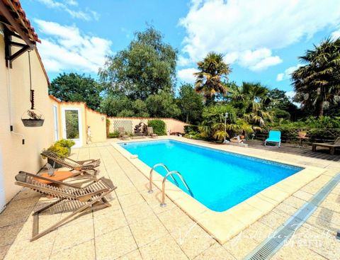 Maison190 m², 7 pièces, 4 chambres, piscine, garage 55m²