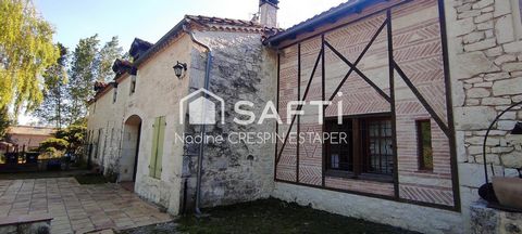 Montaigu-de-Quercy Propriété composée d'une maison et 2 gîtes attenants – Terrain de +8 000 m² avec piscine et cours d'eau