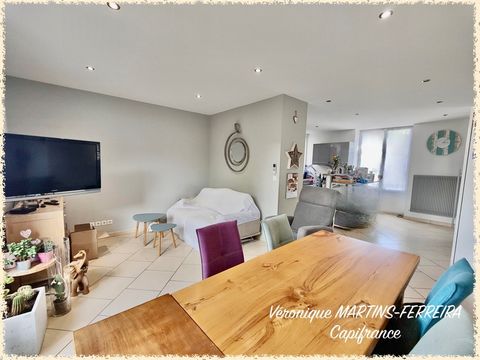 Dpt Cher (18), à vendre QUINCY maison P7 185m2 avec dépendances et local commercial