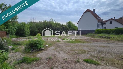 Beau terrain constructible plat en bordure de rivière