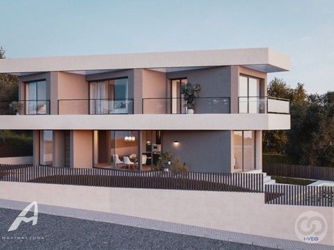 Located in the prestigious area of Puig del Molí (S'Agaró), this exclusive new build detached house stands out for its contemporary design, clean lines and careful distribution on three levels. An ideal opportunity for those looking for comfort, styl...