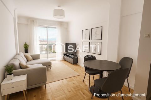 Cessole, 3 pièces traversant en très bon état avec terrasse, balcons et garage fermé