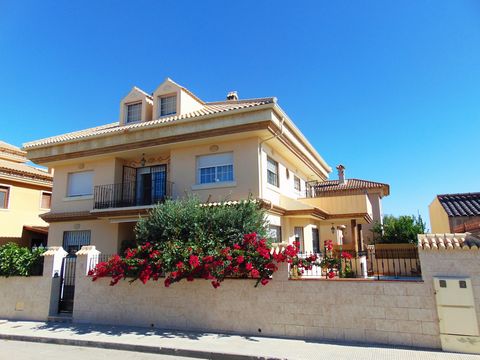 We are proud to bring to the market this top quality villa in the town of Almoradi. The property is built to a very high standard and is set over four floors with the top floor comprising of a large 