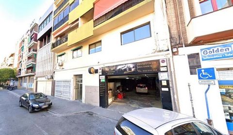 This property is OCCUPIED by third parties. Cannot be visited. NOT SUITABLE for buyers requiring MORTGAGE FINANCING. The purchaser will be responsible for all formalities and costs associated with vacating the property. Cadastral reference 9567202YH1...
