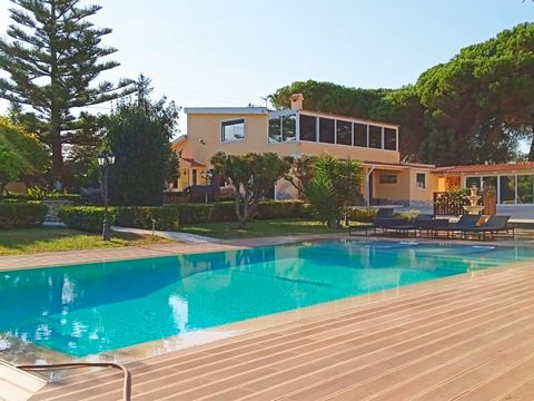 Nestenn has for you this 3 bedroom villa with swimming pool in the Terrugem Sintra area, set in a plot of 1,651 m². Sale together with a plot of rustic land with 840 m² The villa comprises: Floor 0: Living room and kitchen in open space (48.70m²); La...