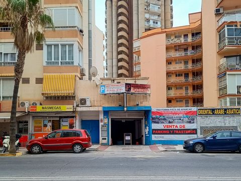 Ne manquez pas cette opportunité unique ! Nous lançons une prévente exclusive de garages au cur de Torremolinos. Avec des prix commençant à seulement 13 900 , c'est votre chance d'obtenir une place de parking et un débarras dans l'un des quartiers le...