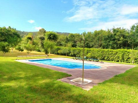 Fully recovered rustic villa, located in the picturesque parish of Romarigães, a historic location that houses the famous 