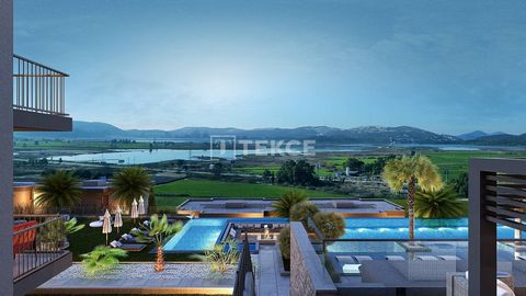 Appartementen met zeezicht dichtbij de luchthaven in Bodrum Muğla De regio Dörttepe is een snelgroeiende regio, zowel qua sociale voorzieningen als qua personeel, met de investeringen die de afgelopen jaren zijn gedaan. Het valt op door de ligging di...