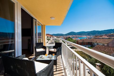 Apartments Sunshine Home offers six self-catering accommodation units in Vela Luka, peaceful little town on the western side of the island of Korčula. Common BBQ facilities are at guests disposal. Luggage storage is available before check in. Free pr...