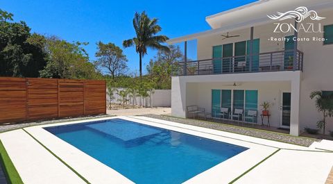 Deze eersteklas woning, genesteld op loopafstand van Playa Malpais , beslaat 1.532 m² en biedt een uitstekende investeringsmogelijkheid op een van de meest gewilde locaties van Costa Rica. Het pand beschikt over twee gebouwen, elk met twee verdieping...