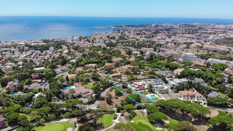 Located in the noble area of Estoril, with easy access to the main roads, this land have views of the Serra and the Estoril Golf course. Maximum construction capacity of 600m2 for floor 0 and first floor + basement. Possibility of building one or two...