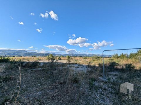 MONTELIMAR, terrain en zone artisanale