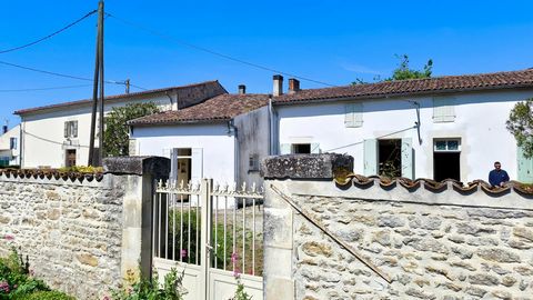 Maison de village à rénover avec garage et dépendance