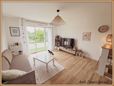 Appartement à vendre 3 pièces SAINT JEAN D'ANGELY (17) sans Travaux avec places de parking