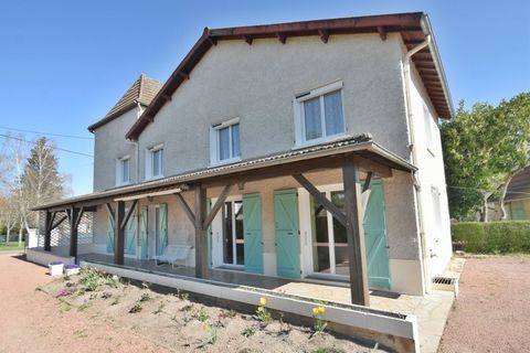 CHAUFFAILLES (71) - maison 7 piéces - 149 m2 - terrain 1200m²
