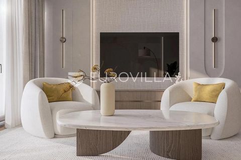 Fourth floor, three-bedroom apartment with a total area of 82 m2. It consists of an entrance hall (4.59 m2), an open-concept kitchen, dining room and living room (28.45 m2) with access to a 15.84 m2 balcony with a beautiful sea view, two bedrooms, on...