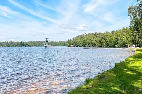 Lovely house where you have a large garden and magical views of Emån and beautiful nature. Here you live in a picturesque surroundings with fine fishing just 400m away in beautiful Emån. The large and beautiful beach of Gösjön with a jetty and diving...