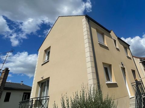 MAISON INDIVIDUELLE DE 2020 (91 M2) A VILLENEUVE-LE-ROI - DPE C - 273 M2 DE TERRAIN