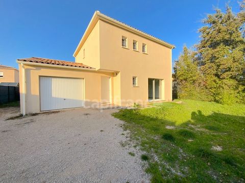 Maison à vendre 4 pièces CALLIAN (83)