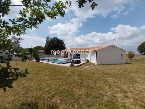 Maison familiale récente avec piscine – Vie au calme à 5 min de Jonzac