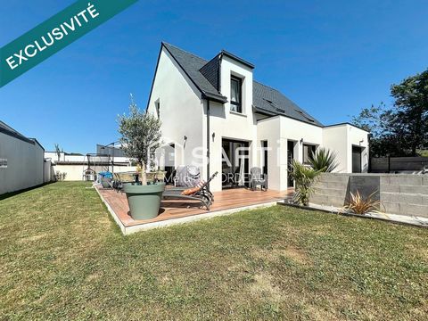 Maison contemporaine 4 chambres + bureau – Grand-Champ centre