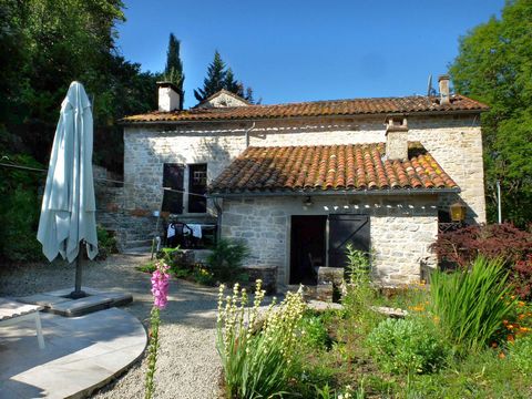 Beaucoup de charme pour cette maison de caractère avec vue dégagée