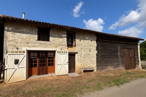 Maison indépendante en pierre de caractère, avec grange et grand jardin