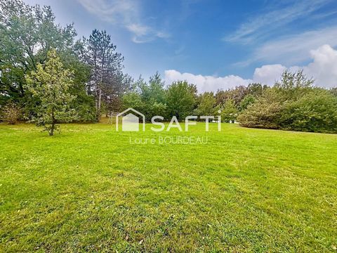 Sublime Terrain plat de plus de 1250 m² - Montberon