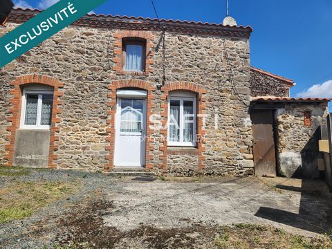 Maison ancienne avec cour