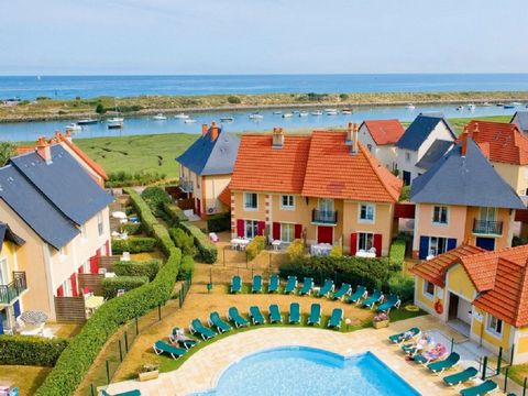 Dives-sur-Mer on the Côte Fleurie is a charming little fishing port in Normandy known for its heritage and rich historical past. The residence with 3 floors and swimming pools has 56 apartments and 29 houses. It is located on the marina, 300 m from C...