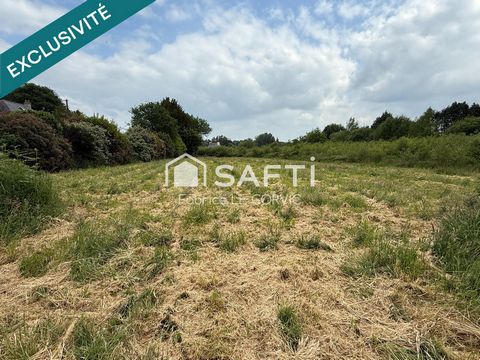 A VENDRE TERRAIN CONSTRUCTIBLE NON VIABILISE DE 2450 M 2 HORS LOTISSEMENT