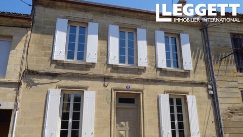 A16273 - Lovely large family home and possibly a B&B opportunity. Big rooms, high ceilings and some original character features make this a great house near the bustling centre of a bastide town on the edge of the Dordogne river, only 15 minutes from...