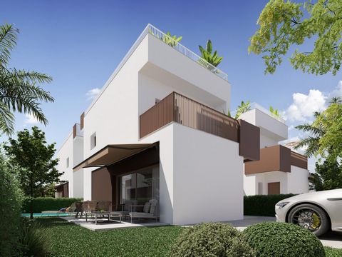 Luxury 3 bedroom detached villas near the beach in La Marina . Luxury 3 bedroom villas just a few minutes walk from the sandy beach of La Marina. They have a solarium and private parking, as well as a swimming pool. A few minutes from restaurants, ca...
