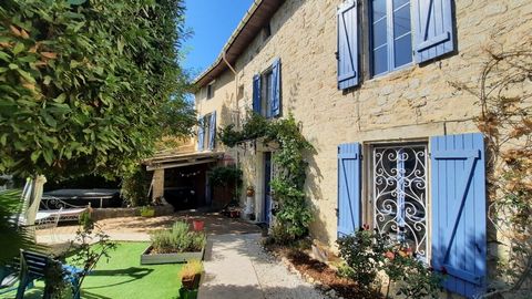 Lively village with all shops, bars, restaurants, primary and secondary schools, train station, 15 minutes from Beziers, 15 minutes from the A9 and A 75 motorways and 25 minutes from the coast. Detached stone house formerly built as an annex of the o...