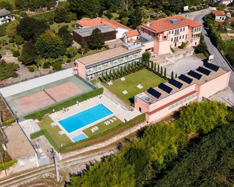 Hotel Rural Inserted in a farm with 60,000 m2, fully fenced, which includes 4,000 m2 of garden space 4-star Rural Hotel • 25 rooms, most of which have a work area, a dining area, a living and private balcony/terrace (plus 15 bedrooms under constructi...