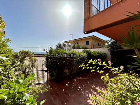 This splendid semi-detached seafront villa in Mazzeo, a hamlet of Taormina is a unique opportunity to enjoy luxury living in an enchanting coastal landscape. The interior of the property is composed, with a large living room that acts as a focal poin...