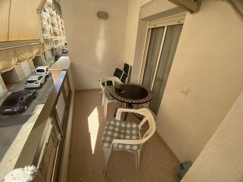 84 m2 apartment in la RÃ pita, Costa Dorada, Tarragona. It has 3 bedrooms, 2 bathrooms, living room, kitchen and terrace. Air conditioning/heat pump. Furnished. Parking space. Fitted wardrobes. 200 meters from the beach of Juanito. The city of Sant C...