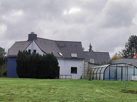 Maison située à 800m du canal de Hédé-Bazouges, à 20 mns de Rennes